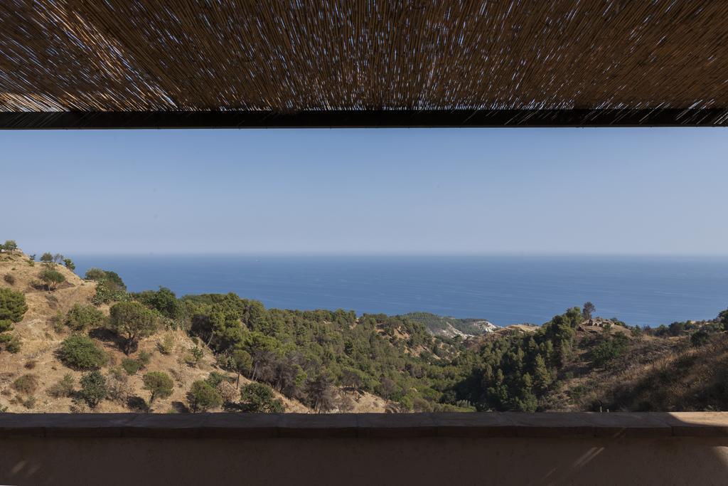 Aguni Agriturismo E Locanda Palizzi Εξωτερικό φωτογραφία
